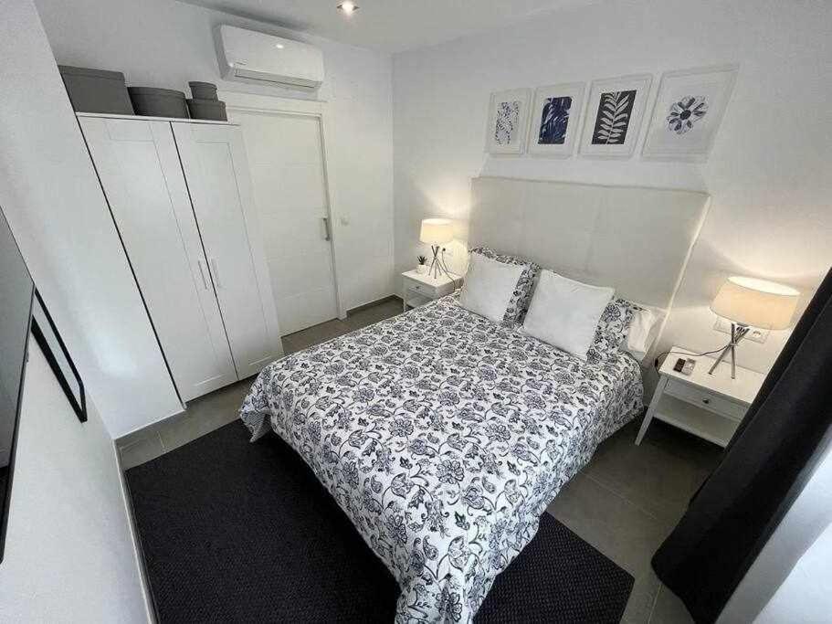 XX D Apartamentos Morales & Arnal Ρόντα Εξωτερικό φωτογραφία